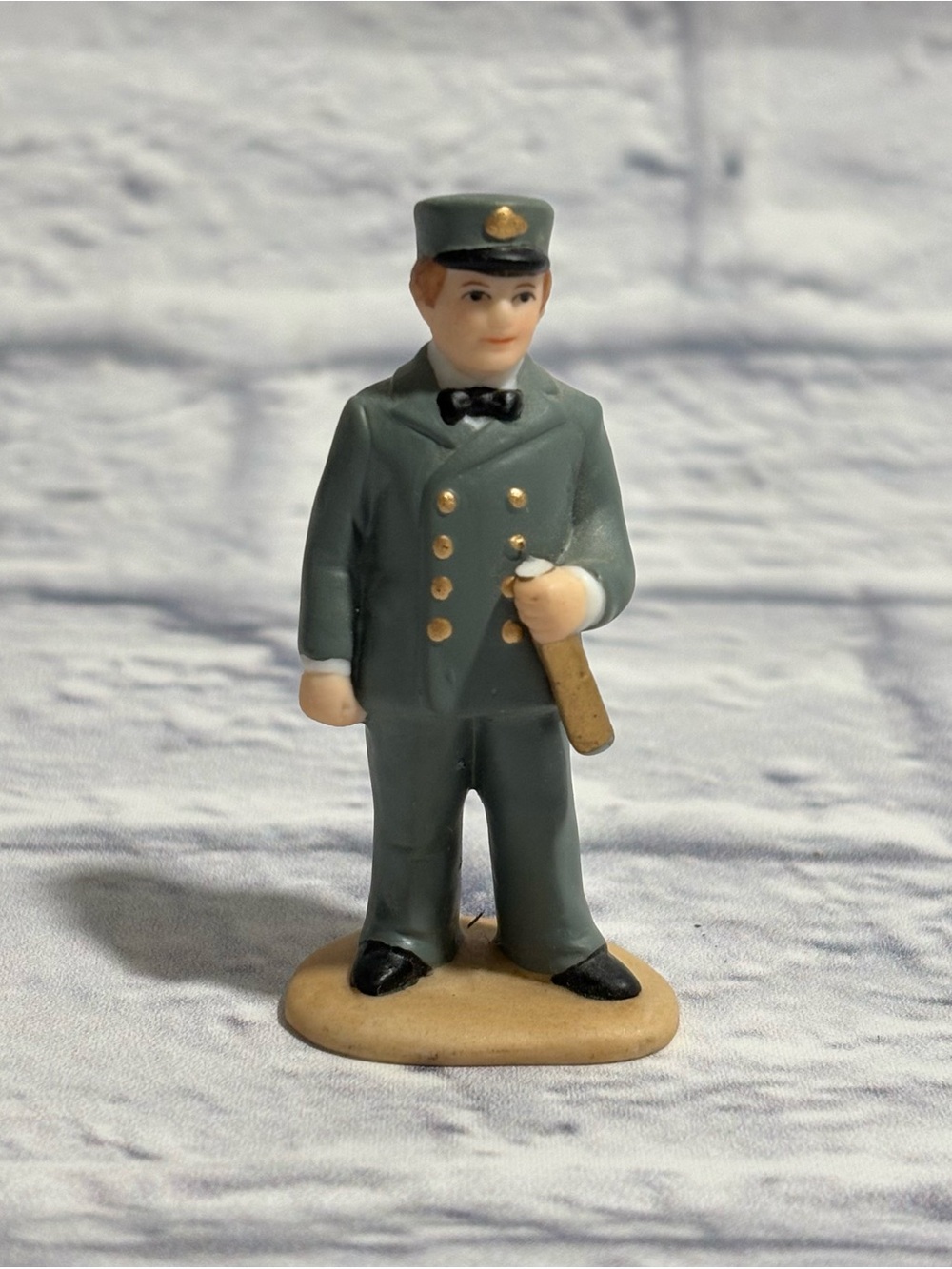 Vintage 1998 Lefton Colonial Village Captain Robert porcelain figurine